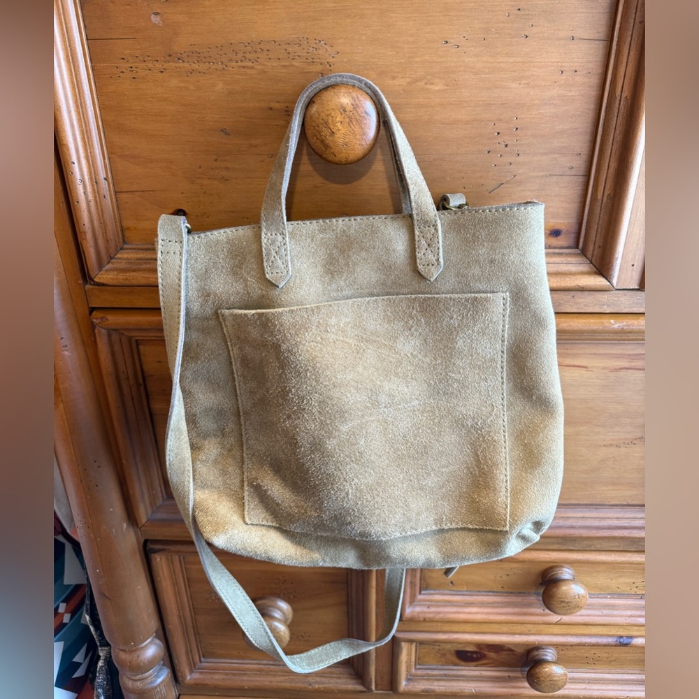 Tan madewell purse gently used